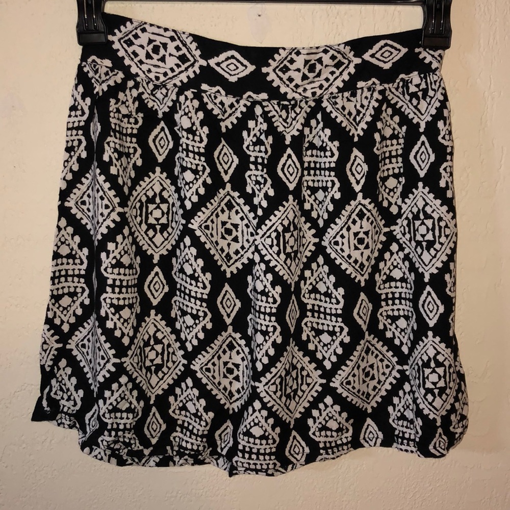 Unique Aztec printed skirt